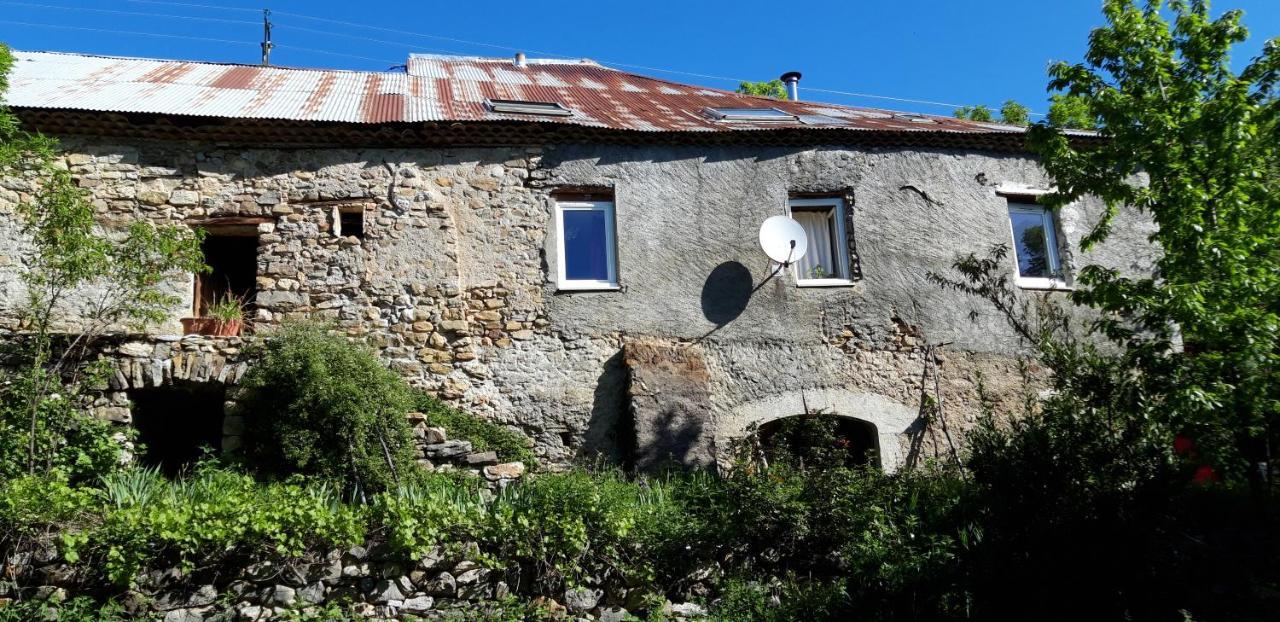 Apartamento Chez Francoise La Roche-des-Arnauds Exterior foto