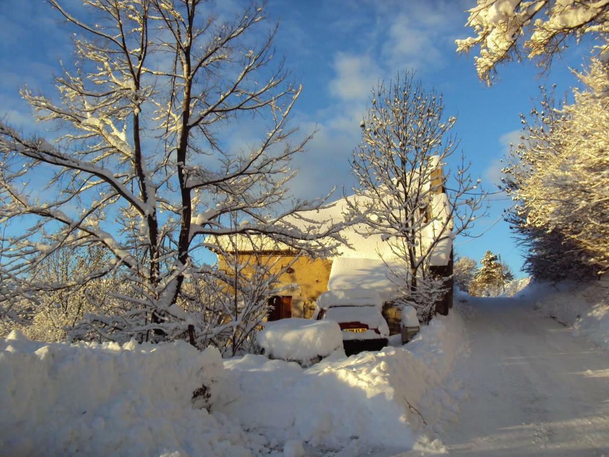 Apartamento Chez Francoise La Roche-des-Arnauds Exterior foto